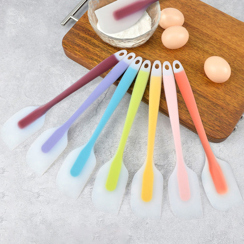 Kitchen Gadgets You Must Have - 2 Size Silicone Scraper Heat-resistant Non-stick