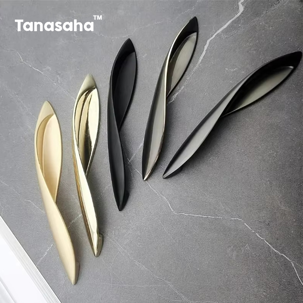 Handels for Kitchen Furniture  - Kitchen Gadgets Cabinet recension och pris